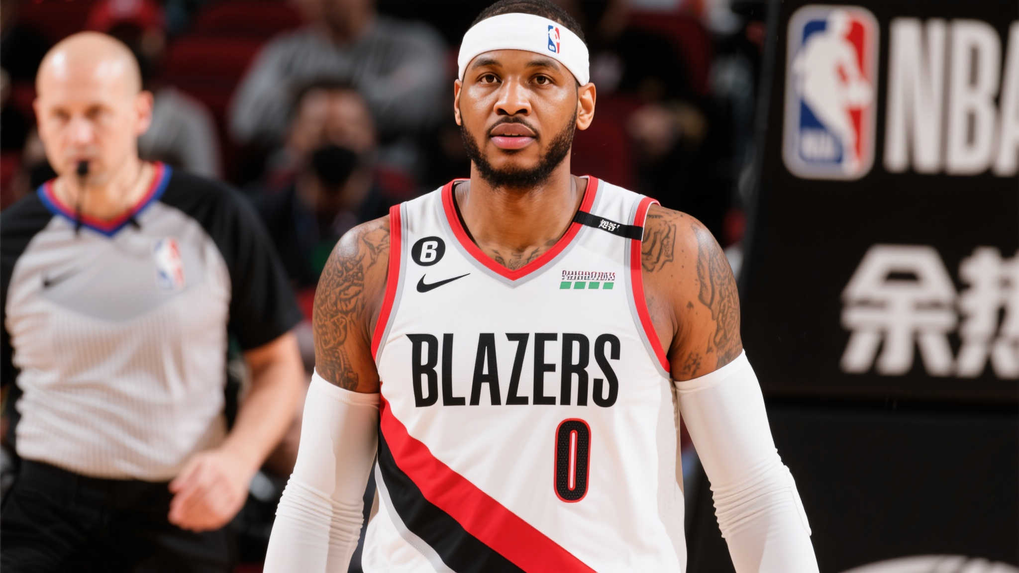 值得参考的是此前安东尼当年与开拓者签约拿下超值合同